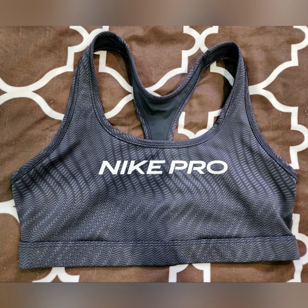 Nike Pro Gray Sports Bra